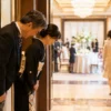 結婚式での親の役割｜当日の流れ・挨拶回りの順番・親族紹介と謝辞