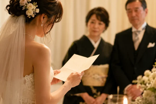 結婚式の「花嫁の手紙」の書き方・例文集｜両親への感謝の伝え方を解説